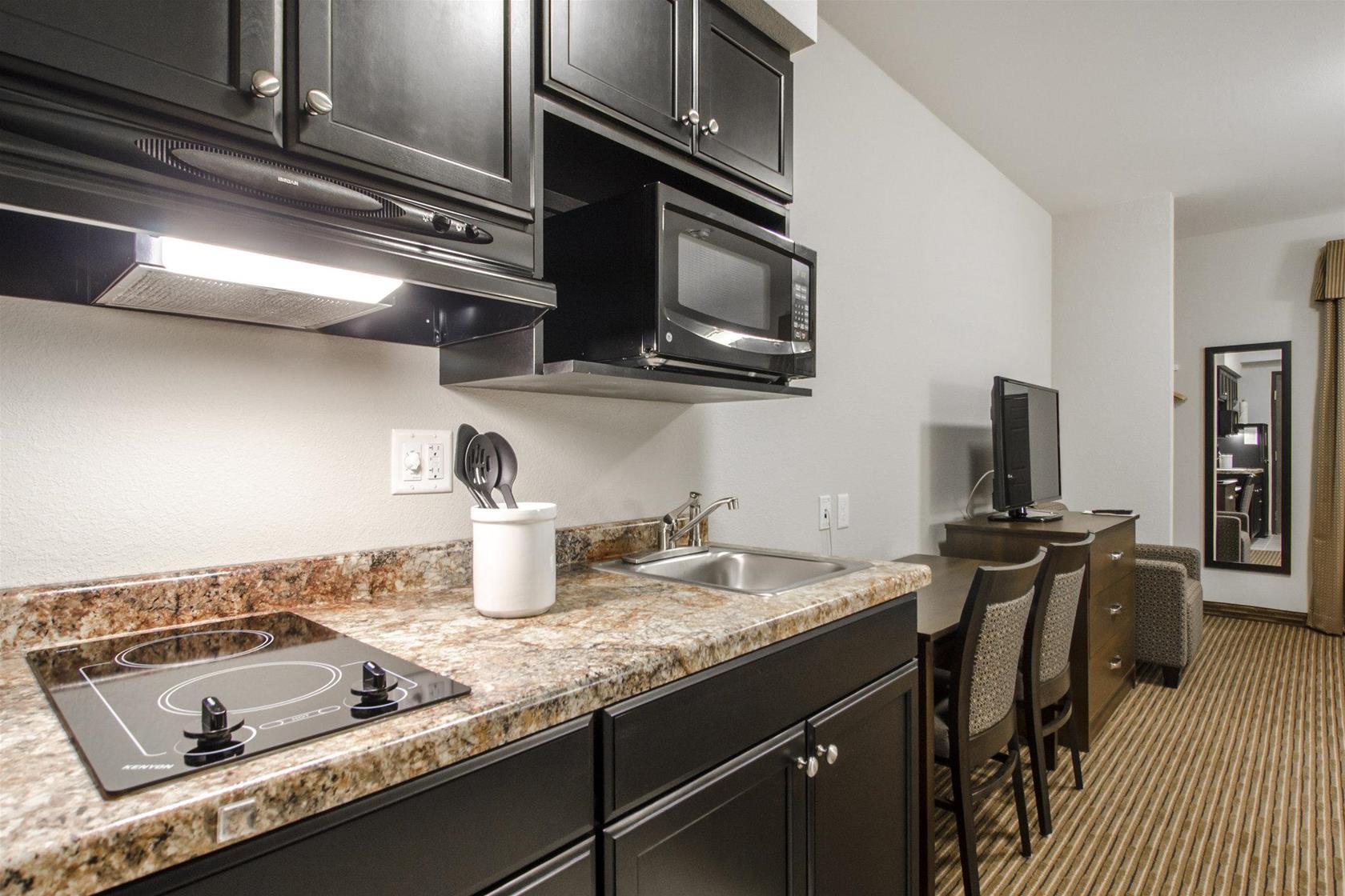 Quality Inn & Suites Estevan Zewnętrze zdjęcie