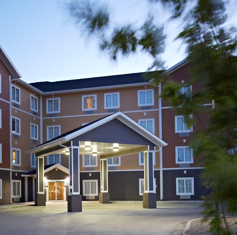 Quality Inn & Suites Estevan Zewnętrze zdjęcie