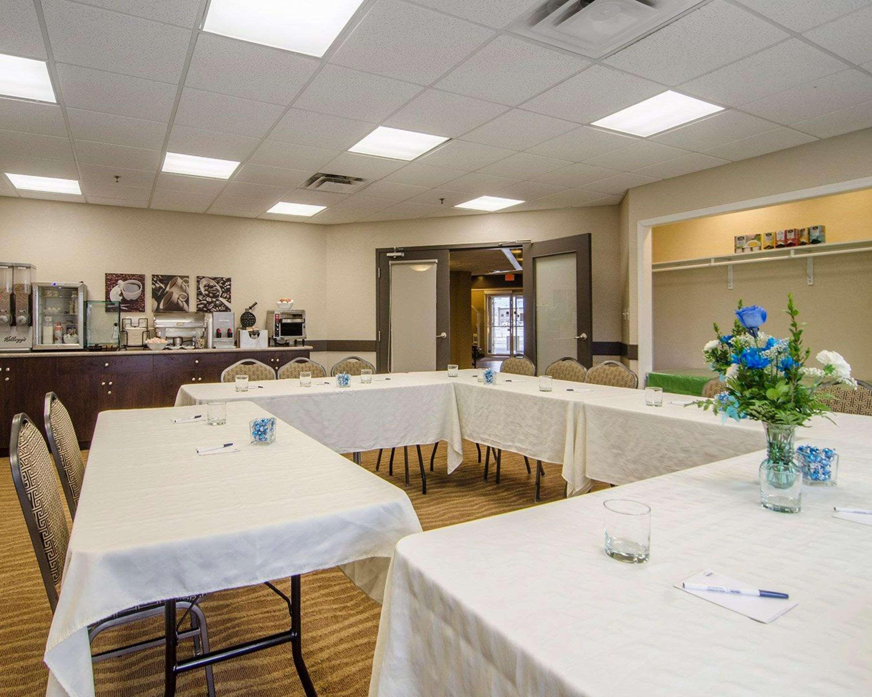 Quality Inn & Suites Estevan Zewnętrze zdjęcie